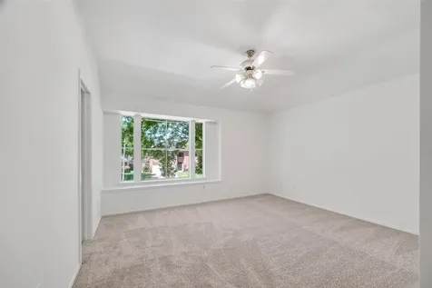 3938 Vauxhall Drive S Houston TX 77047
