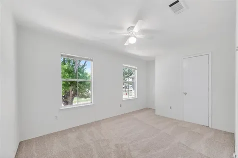 3938 Vauxhall Drive S Houston TX 77047