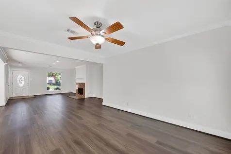 3938 Vauxhall Drive S Houston TX 77047