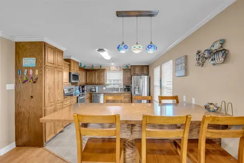 940 Mary Ann Port Bolivar TX 77650