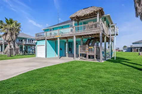 940 Mary Ann Port Bolivar TX 77650