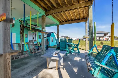 940 Mary Ann Port Bolivar TX 77650