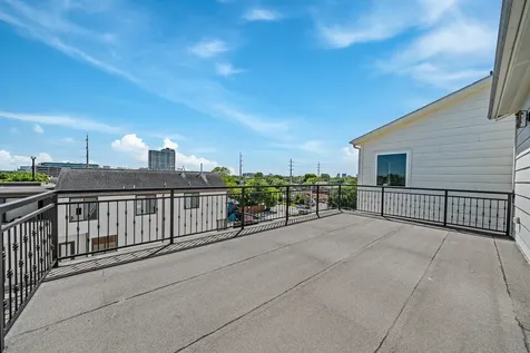 2218 Converse Street C Houston TX 77006