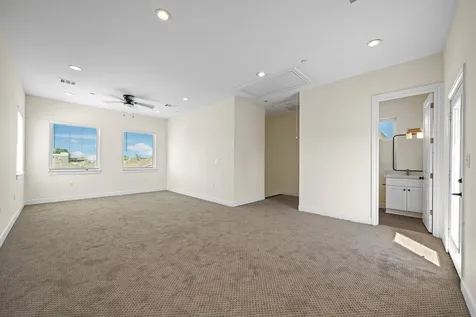 2218 Converse Street C Houston TX 77006