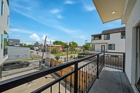2218 Converse Street C Houston TX 77006