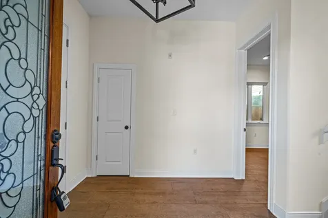 2218 Converse Street C Houston TX 77006