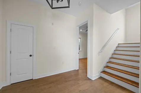 2218 Converse Street C Houston TX 77006
