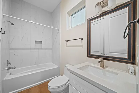 2218 Converse Street C Houston TX 77006