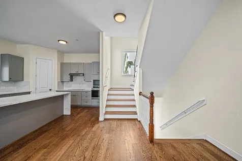 2218 Converse Street C Houston TX 77006