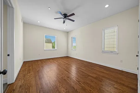 2218 Converse Street C Houston TX 77006