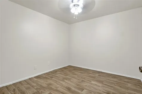 6913 Chasewood Drive Missouri City TX 77489