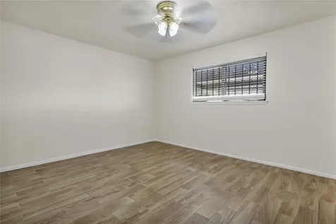 6913 Chasewood Drive Missouri City TX 77489
