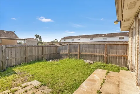 6913 Chasewood Drive Missouri City TX 77489