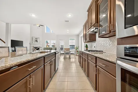 185 Sunray Creek Drive Katy TX 77493