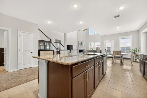 185 Sunray Creek Drive Katy TX 77493