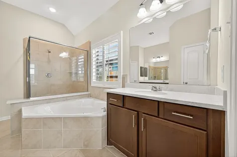 185 Sunray Creek Drive Katy TX 77493