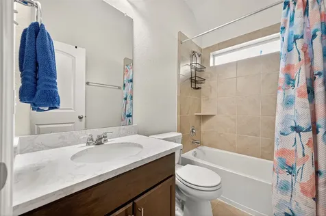 185 Sunray Creek Drive Katy TX 77493