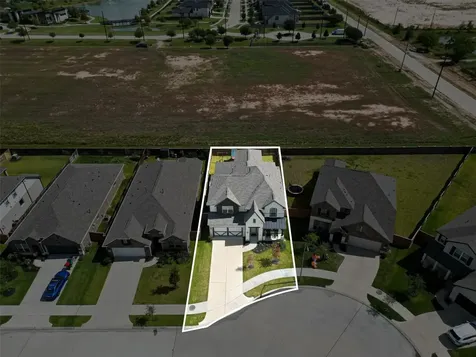 185 Sunray Creek Drive Katy TX 77493