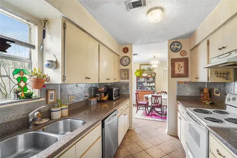 3302 Hunterwood Drive Missouri City TX 77459