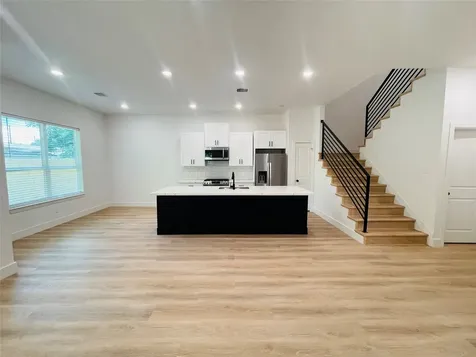 5312 Denmark Street Houston TX 77028