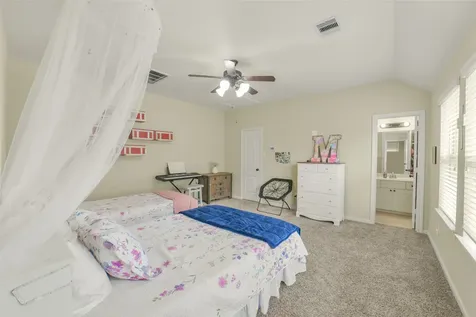 25003 Lakecrest Glen Drive Katy TX 77493