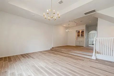 2150 Stacy Knoll Houston TX 77008