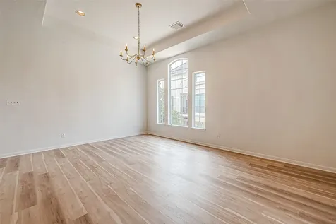 2150 Stacy Knoll Houston TX 77008