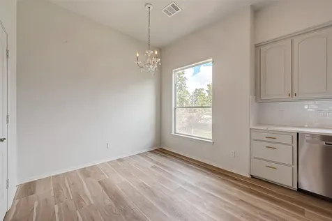 2150 Stacy Knoll Houston TX 77008