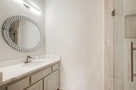 2150 Stacy Knoll Houston TX 77008