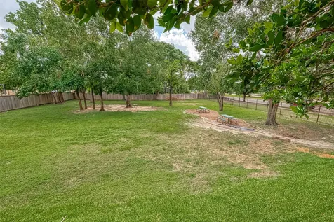 2150 Stacy Knoll Houston TX 77008