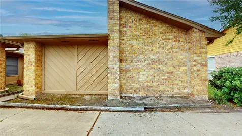 1022 Manorglen Drive Missouri City TX 77489