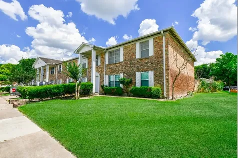 7233 Beechnut Street A Houston TX 77074