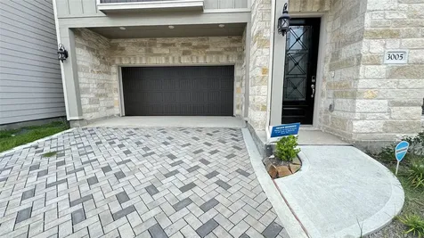 3005 Manor Heights Lane Houston TX 77063