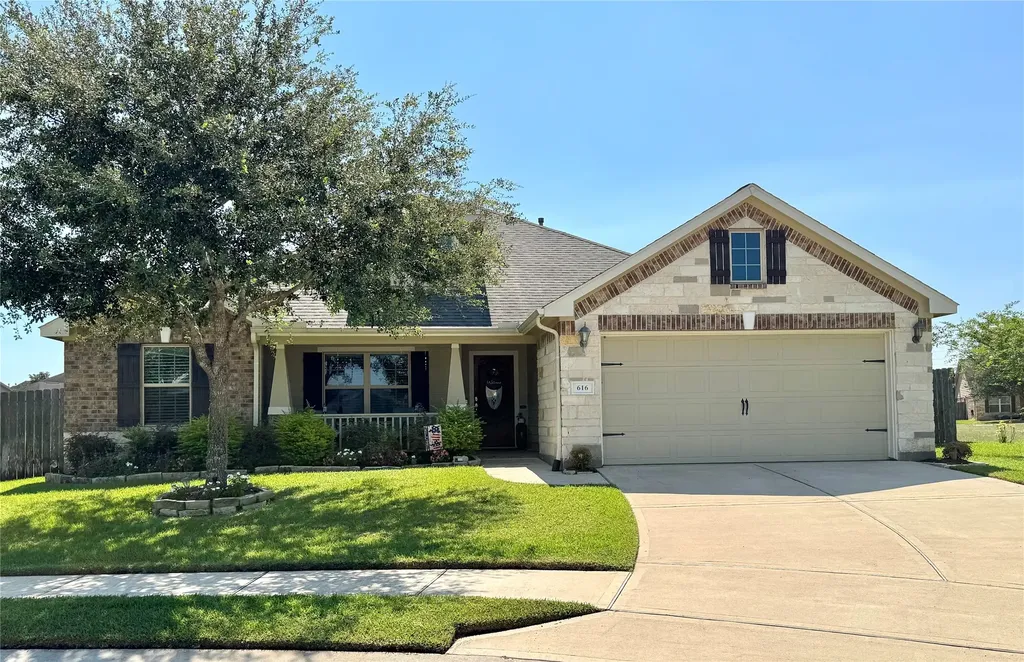 616 Dogwood Court Sealy TX 77474
