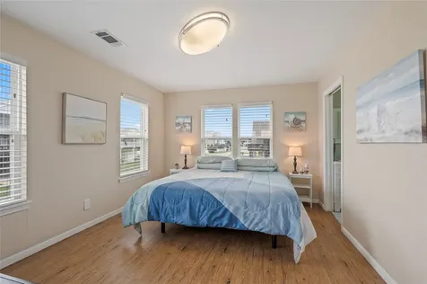 23005 Fresca Street Galveston TX 77554