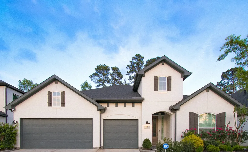 16 Mariposa Woods Drive Tomball TX 77375