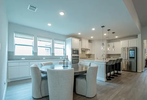 16 Mariposa Woods Drive Tomball TX 77375
