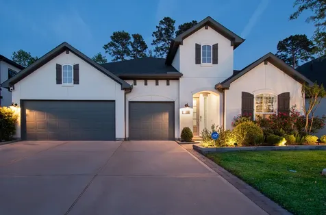 16 Mariposa Woods Drive Tomball TX 77375