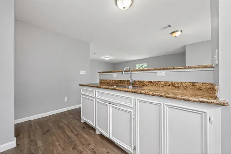 7521 Dyer Street Houston TX 77088