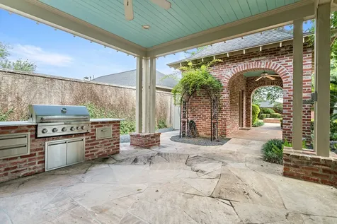 5035 Oakmont Drive Beaumont TX 77706