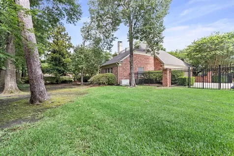 5035 Oakmont Drive Beaumont TX 77706