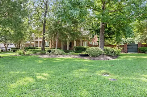 5035 Oakmont Drive Beaumont TX 77706