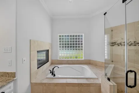 38 Hollingers Island Katy TX 77450