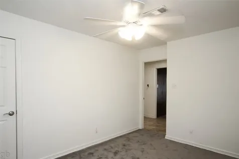 5530 Loch Lomond Drive Houston TX 77096