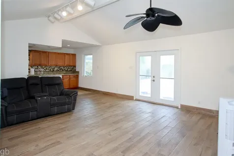 5530 Loch Lomond Drive Houston TX 77096