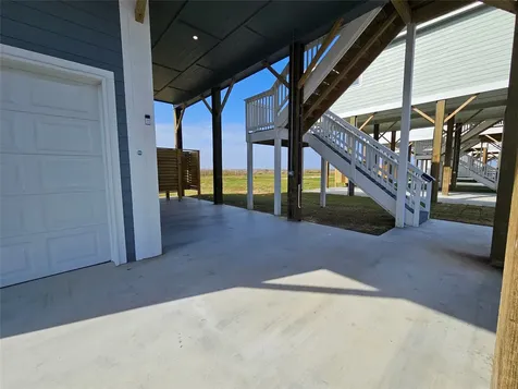 1075 Shady Lane Gilchrist TX 77617