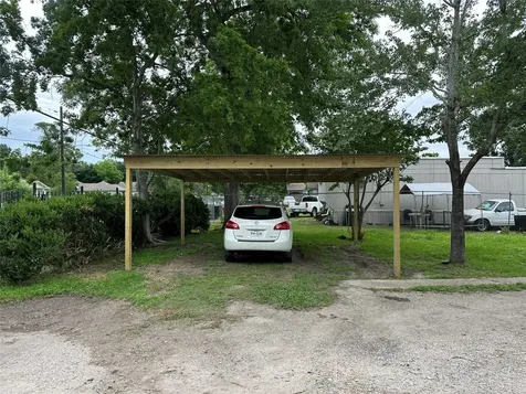 820 Bennington Street A Houston TX 77022