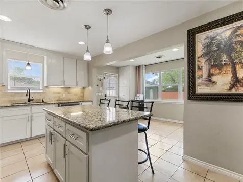 404 E Elizabeth Avenue Palacios TX 77465