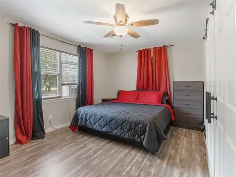 404 E Elizabeth Avenue Palacios TX 77465
