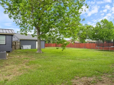 404 E Elizabeth Avenue Palacios TX 77465
